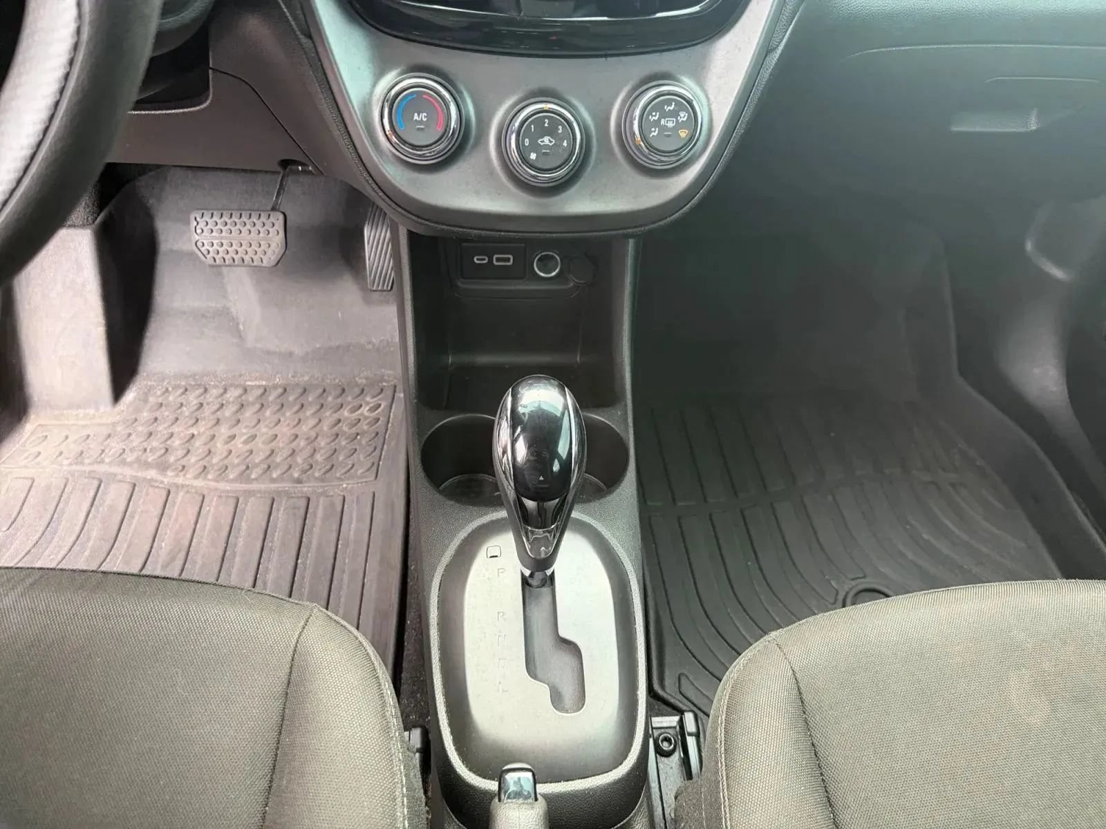 Used 2019 Chevrolet Spark LS FWD image 12