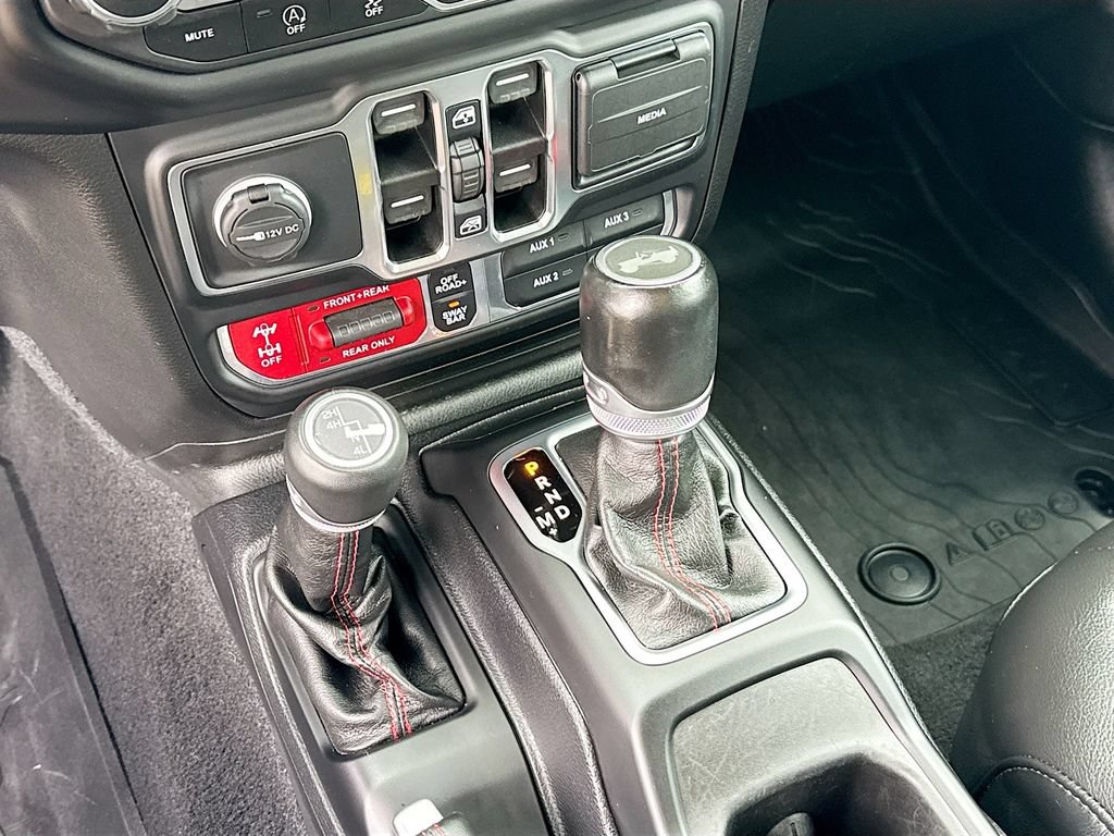 Used 2021 Jeep Wrangler Unlimited Rubicon AWD/4WD image 17
