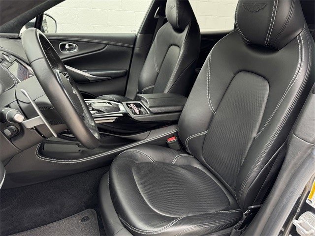 Used 2021 Aston Martin DBX image 16