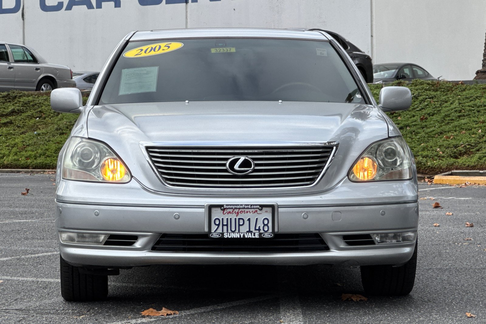 Used 2005 Lexus LS 430 w/ Modern Luxury Pkg RWD image 9