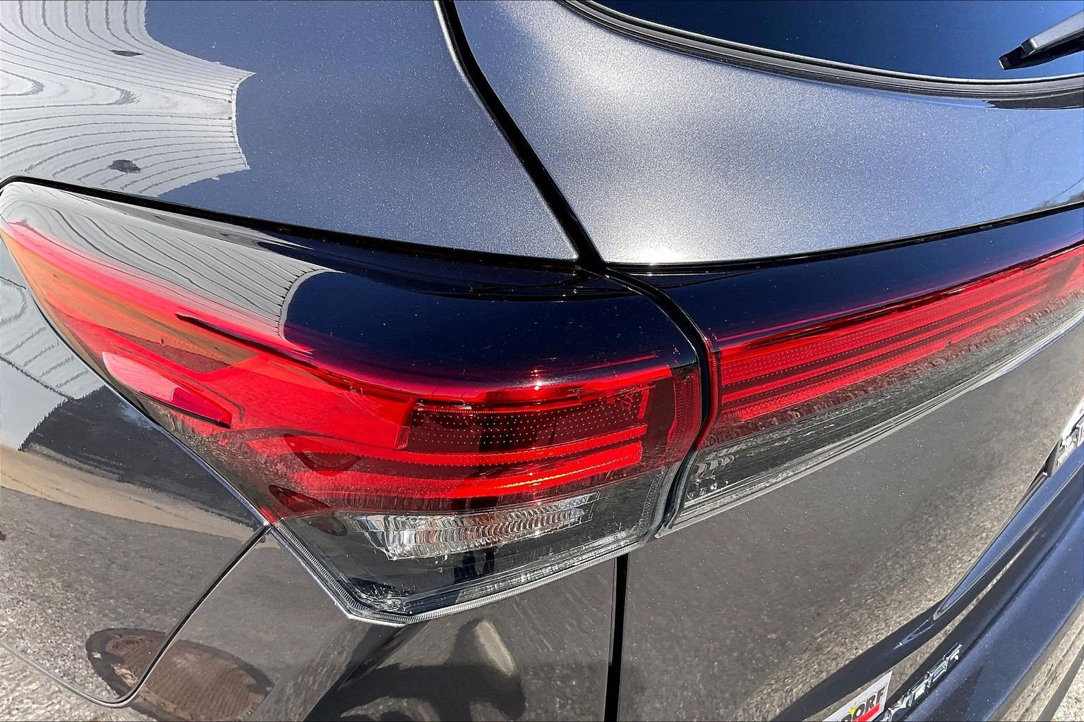 Used 2023 Toyota Highlander Limited AWD/4WD image 34