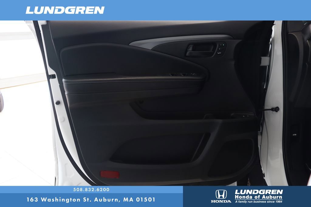 Used 2023 Honda Passport EX-L image 9