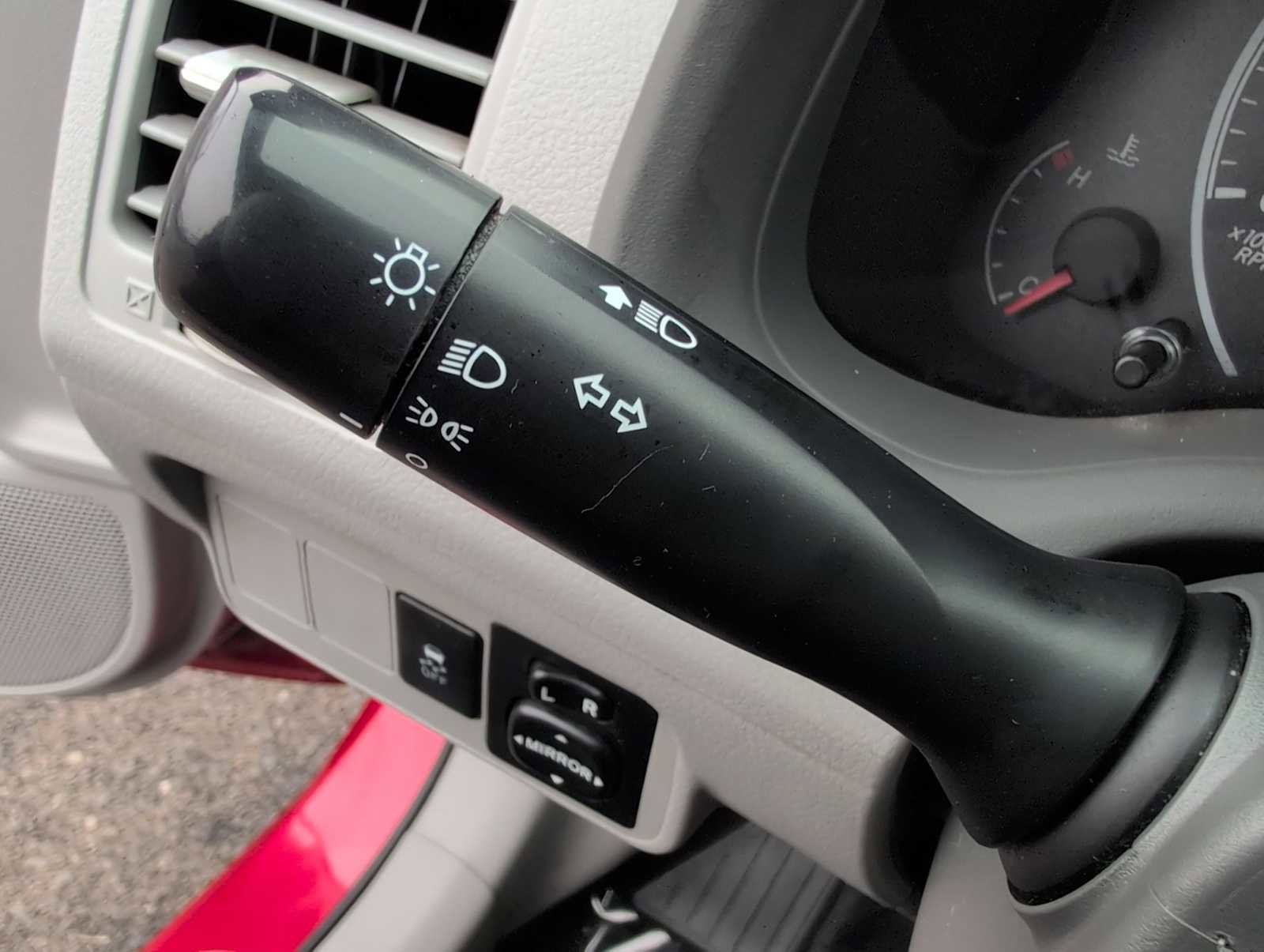 Used 2010 Toyota Corolla image 24