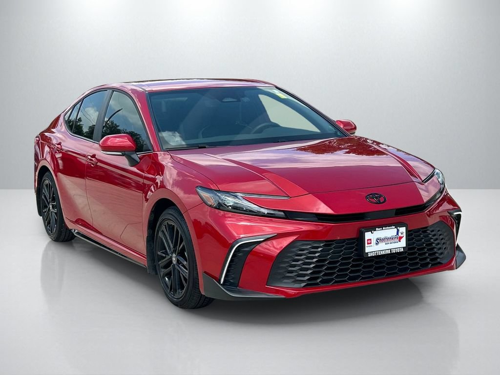 Used 2026 Toyota Camry SE w/ Convenience Package FWD video 3