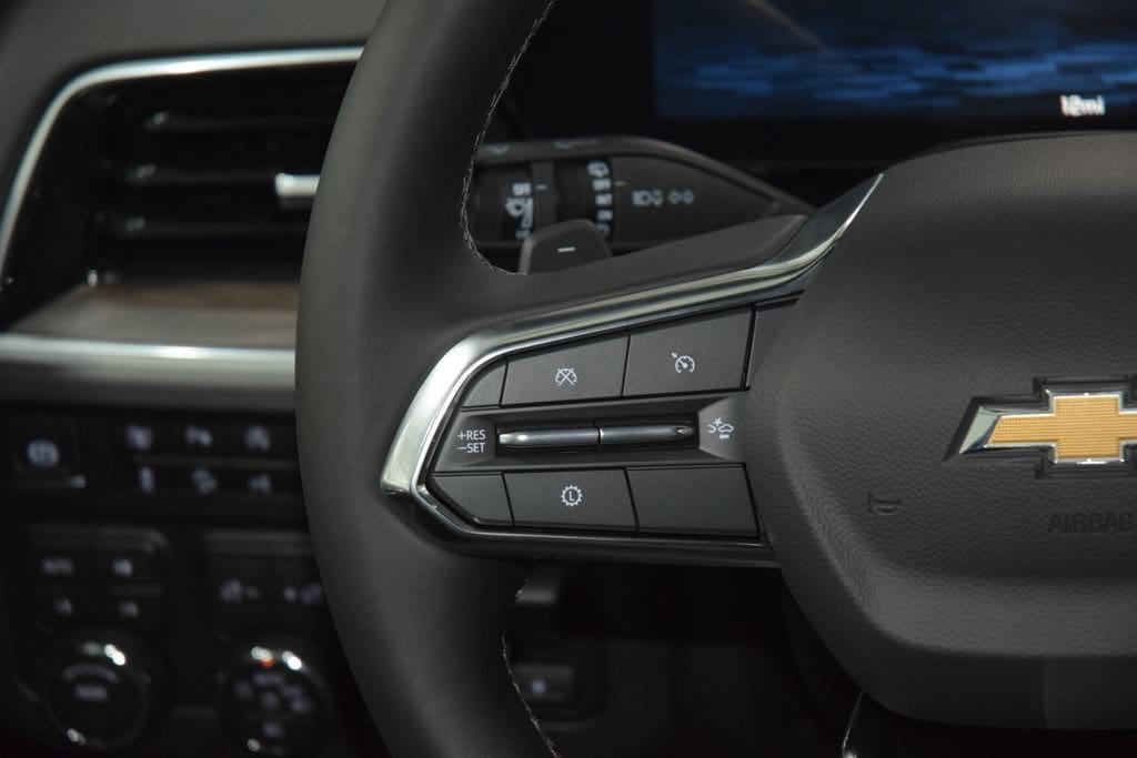 New 2026 Chevrolet Suburban Premier AWD/4WD image 38