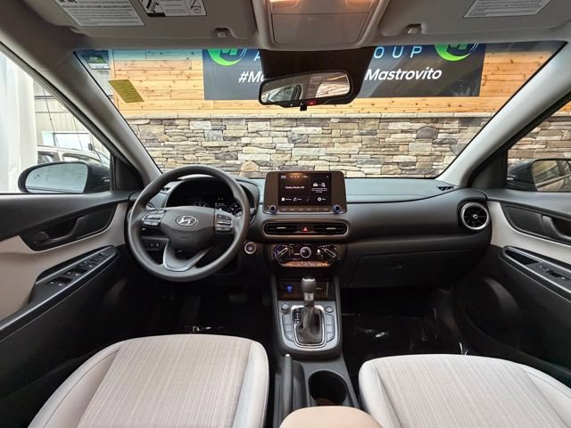 Used 2023 Hyundai Kona SEL AWD/4WD image 18