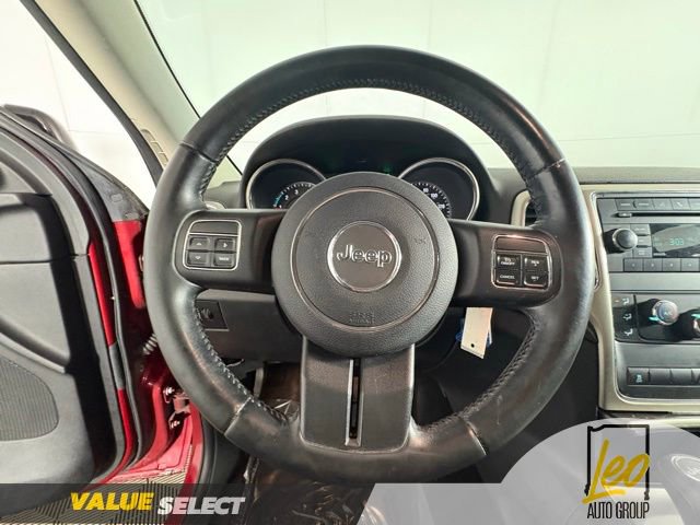 Used 2011 Jeep Grand Cherokee Laredo AWD/4WD image 15