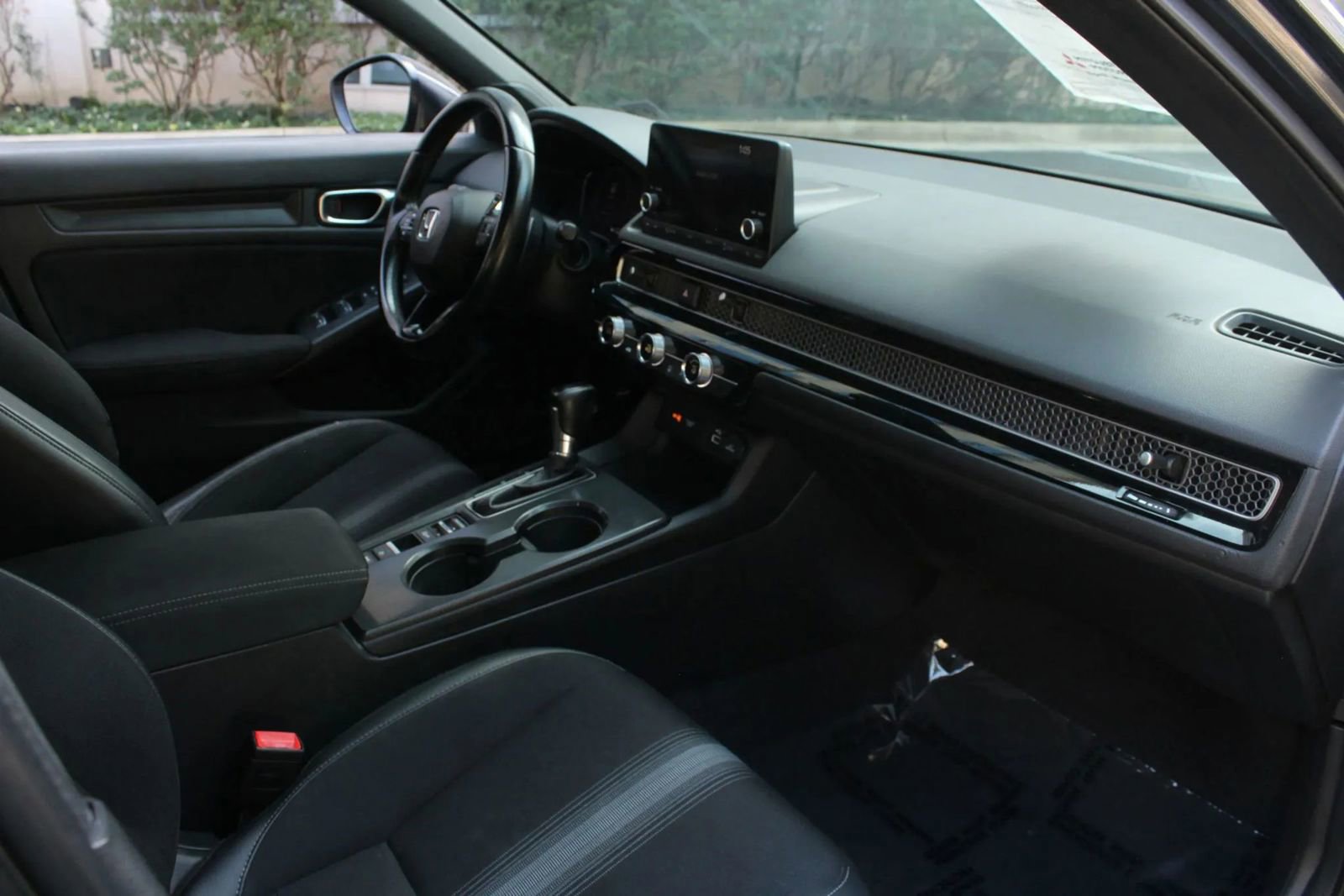 Used 2022 Honda Civic Sport image 25
