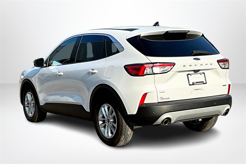 Used 2020 Ford Escape SE image 4