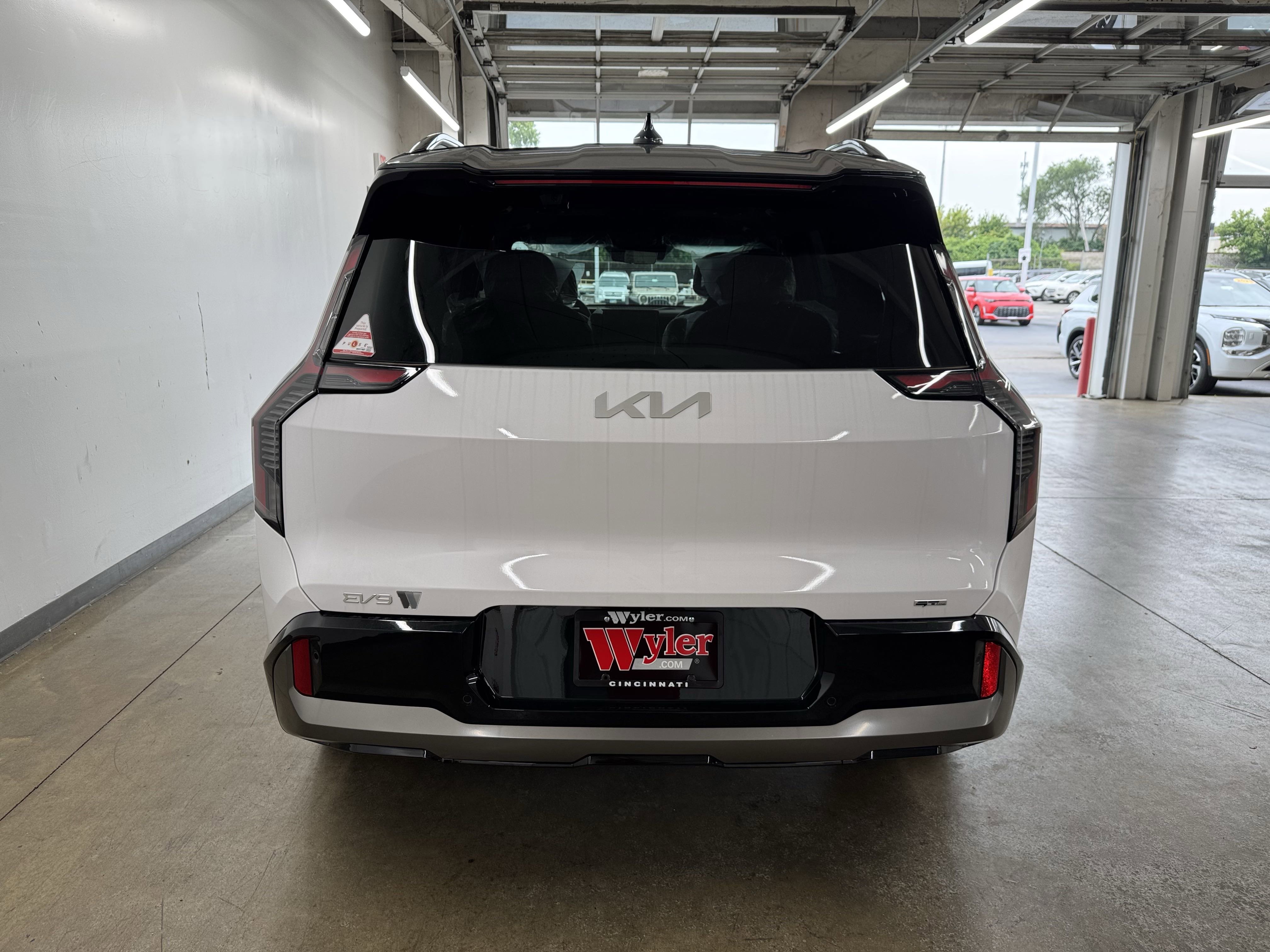 New 2026 Kia EV9 GT-Line image 32