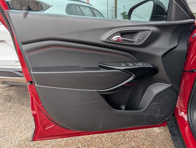 New 2026 Chevrolet Trax RS w/ Driver Confidence Package FWD image 12