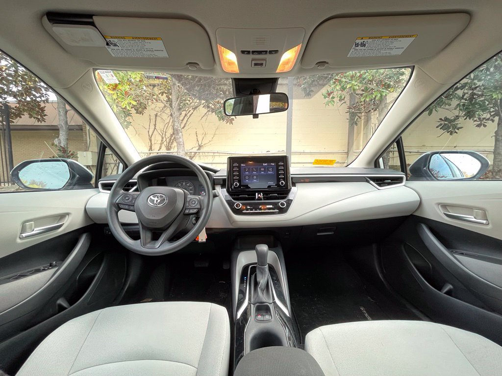 Used 2021 Toyota Corolla L FWD image 29
