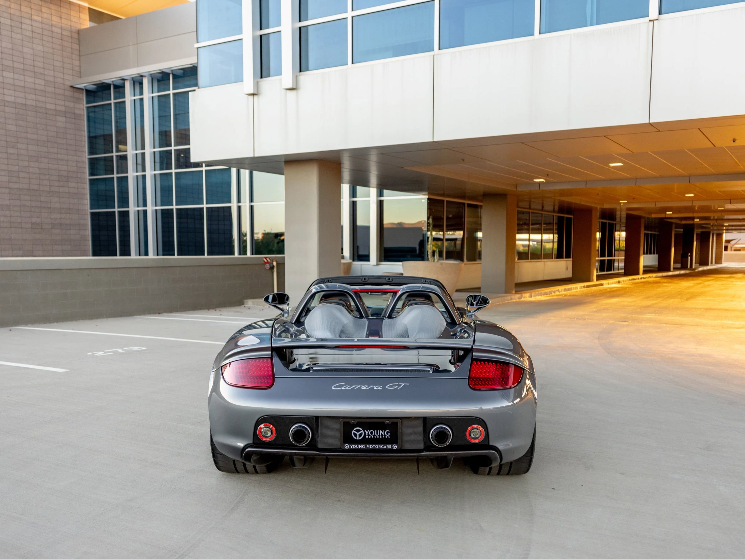 Used 2004 Porsche Carrera GT image 26