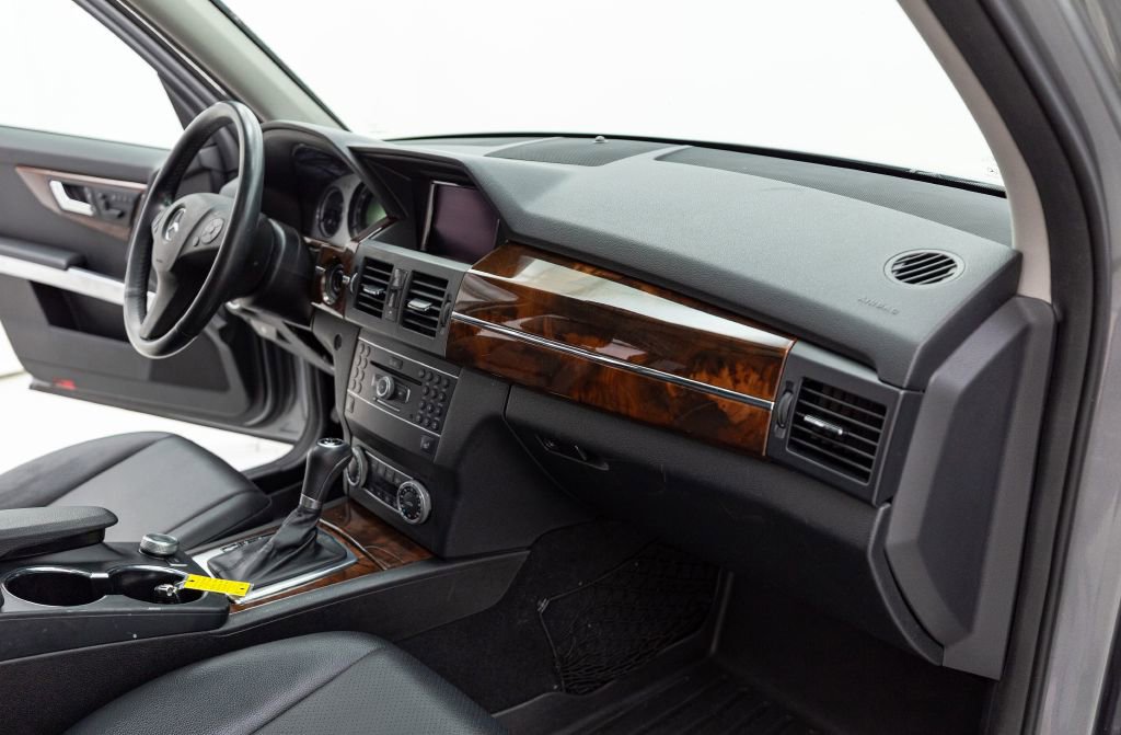 Used 2012 Mercedes-Benz GLK 350 4MATIC image 37