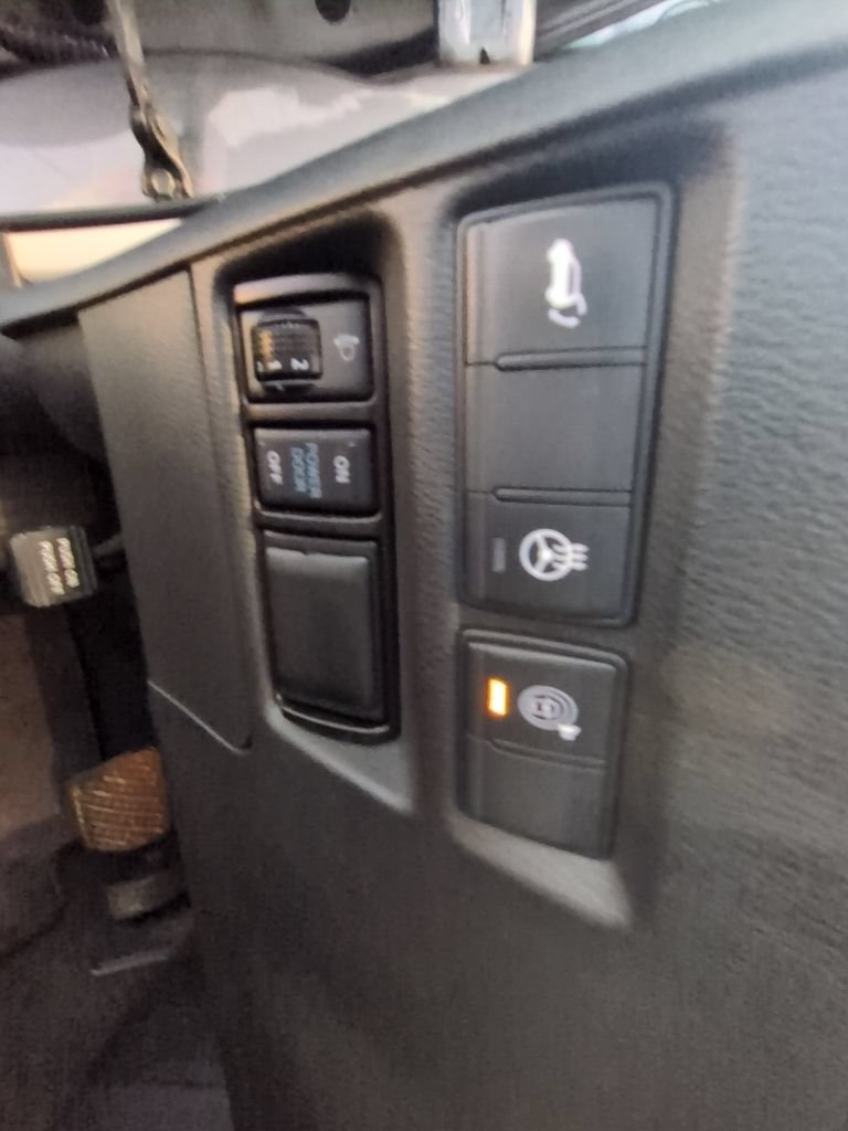 Used 2019 INFINITI QX80 Luxe w/ 22" Wheel Package RWD image 13