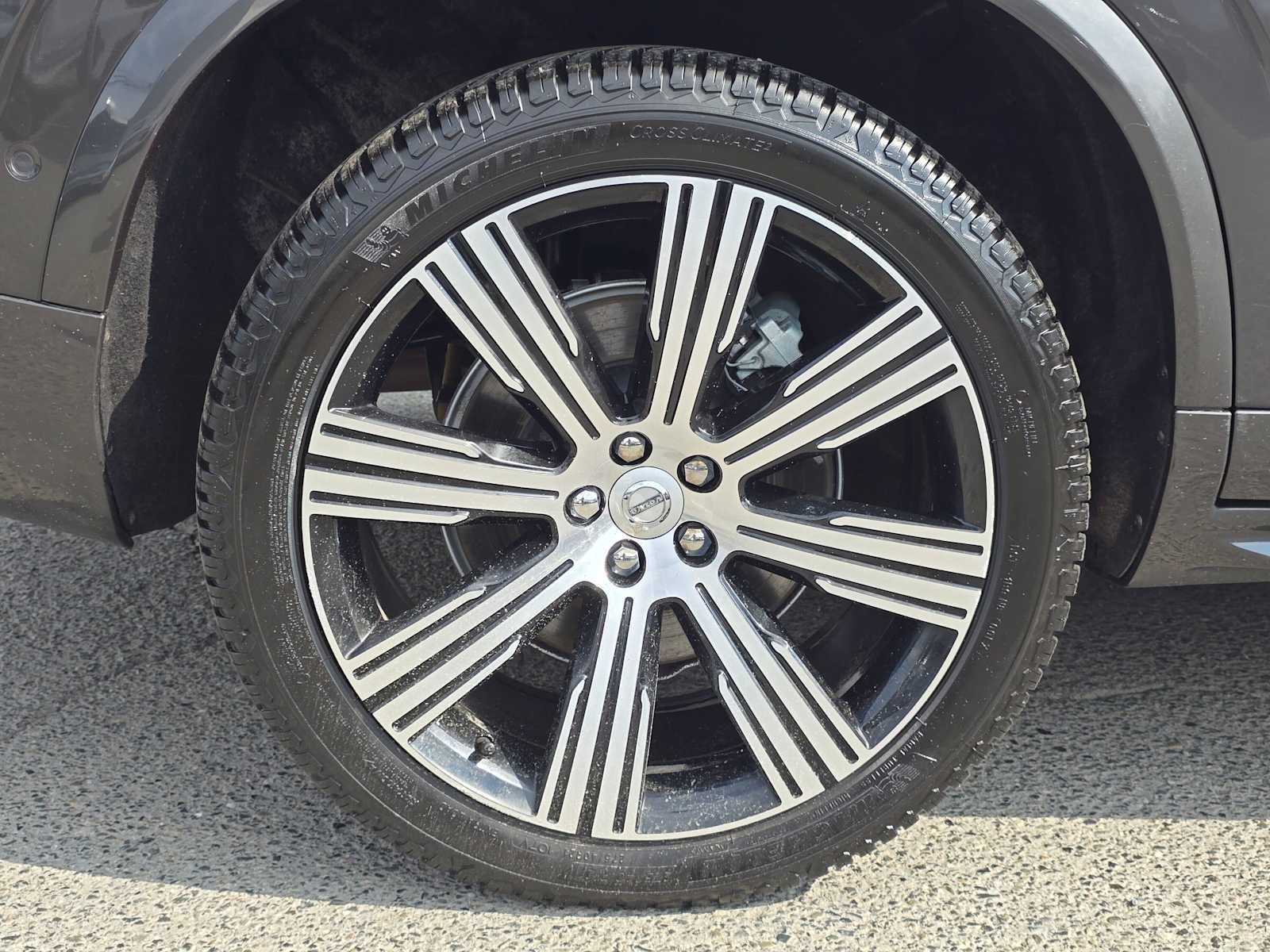 Certified 2023 Volvo XC90 T8 Plus w/ Protection Package Premier AWD/4WD image 10