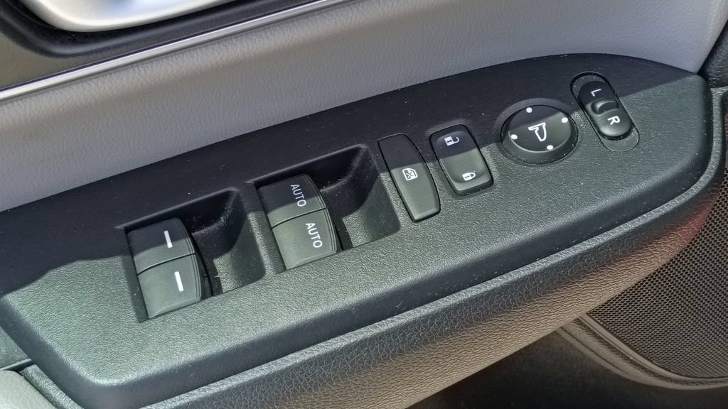 Used 2021 Honda CR-V EX-L image 20