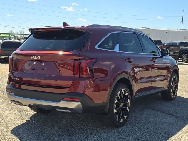Used 2025 Kia Sorento EX w/ Panoramic Sunroof Package image 5