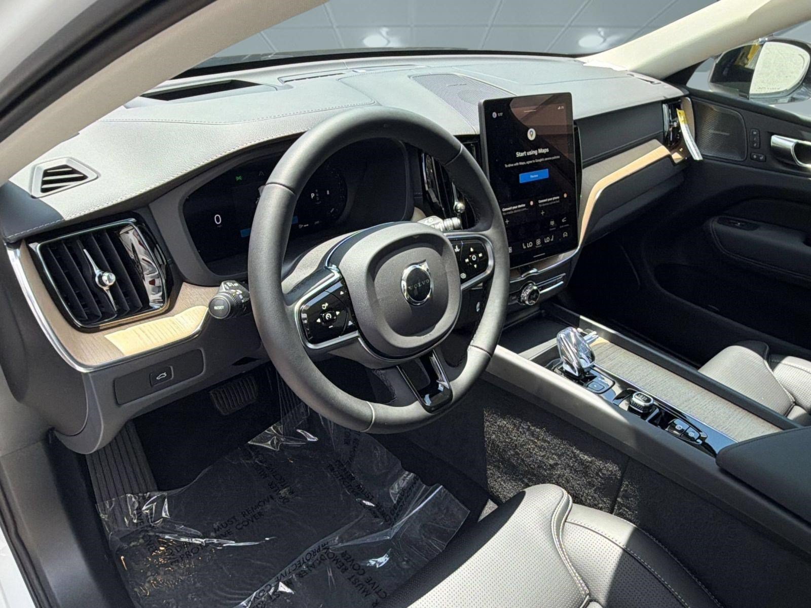 New 2026 Volvo XC60 B5 Ultra w/ Protection Package AWD/4WD image 4