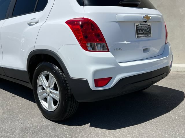 Used 2020 Chevrolet Trax LS w/ Tint and Cruise Package FWD image 8