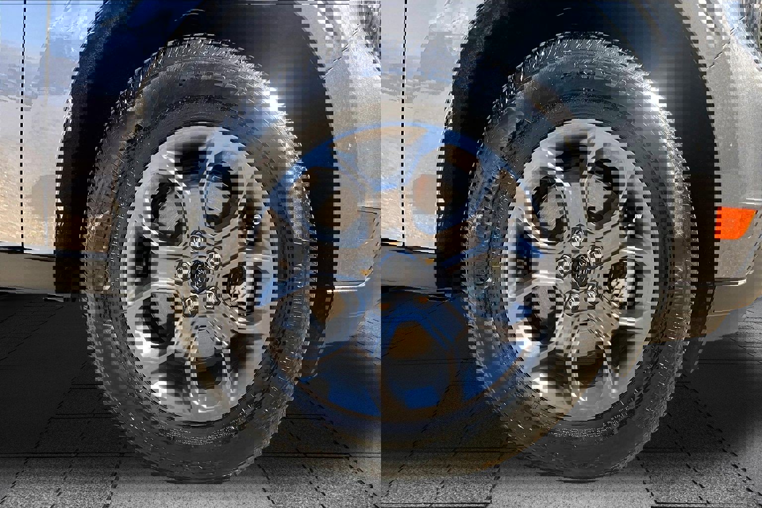 Used 2025 Ford Maverick XLT w/ Equipment Group 302A image 8