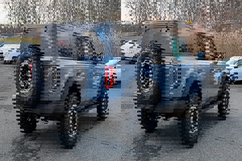 Used 2024 Ford Bronco Outer Banks w/ Sasquatch Package image 3