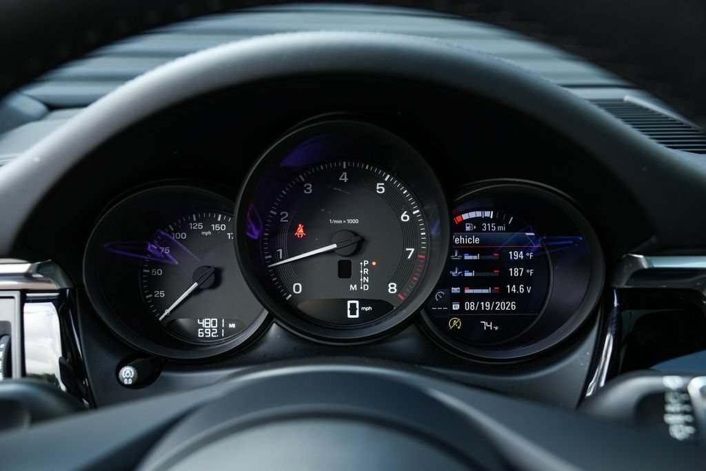 Certified 2026 Porsche Macan AWD/4WD image 24