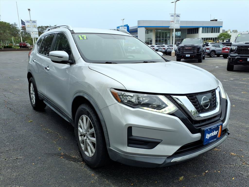 Used 2017 Nissan Rogue SV