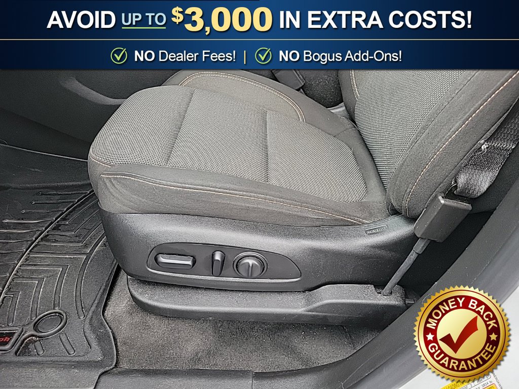 Used 2020 Chevrolet Traverse LT FWD image 17