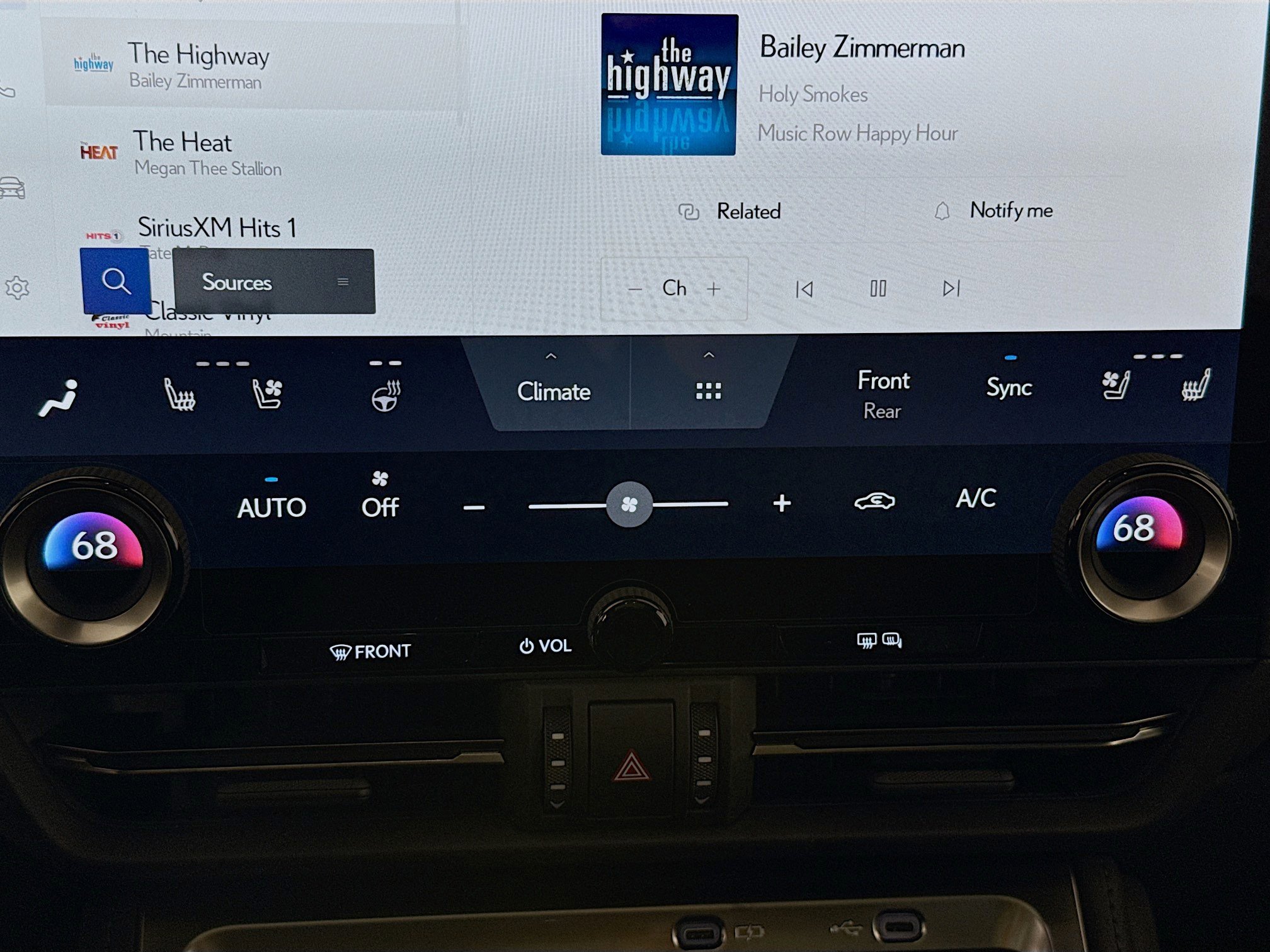 Certified 2025 Lexus GX 550 w/ Accessory Package (2T) image 17