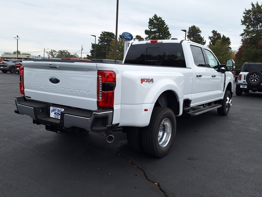 New 2026 Ford F350 Lariat image 22