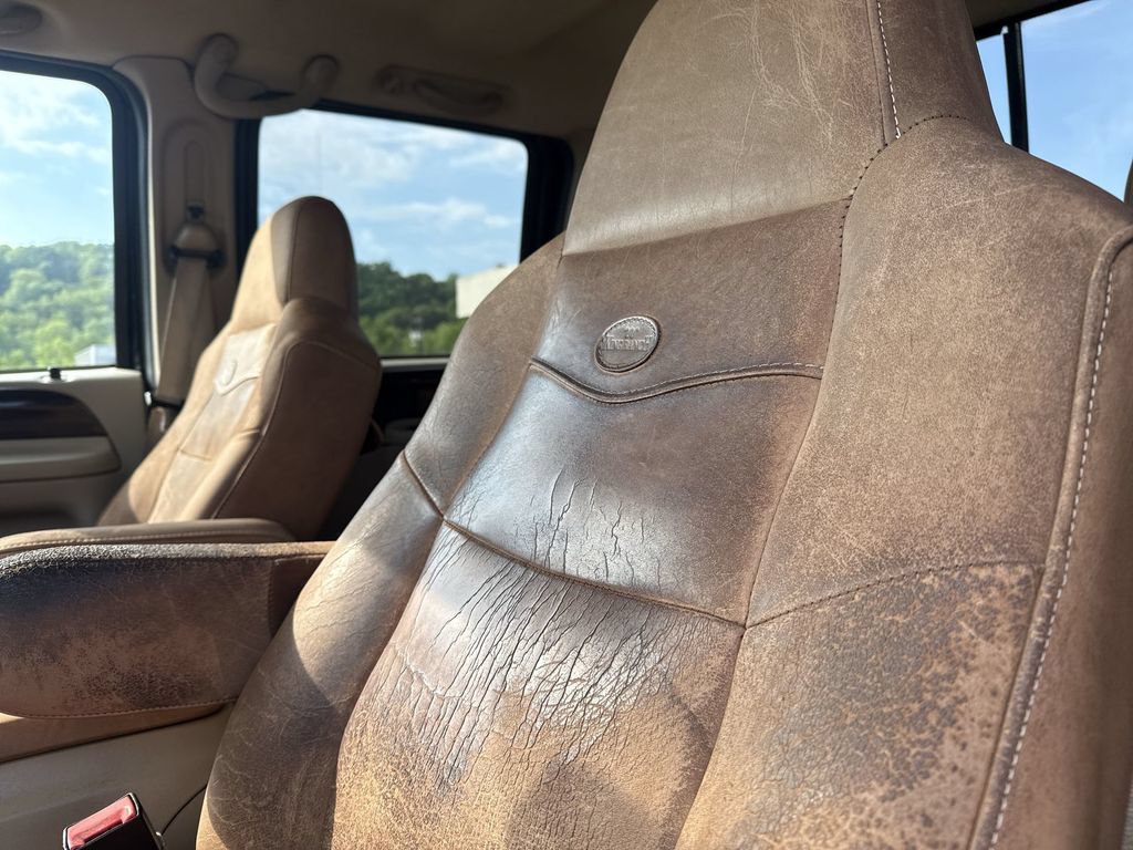 Used 2006 Ford F350 King Ranch AWD/4WD image 9