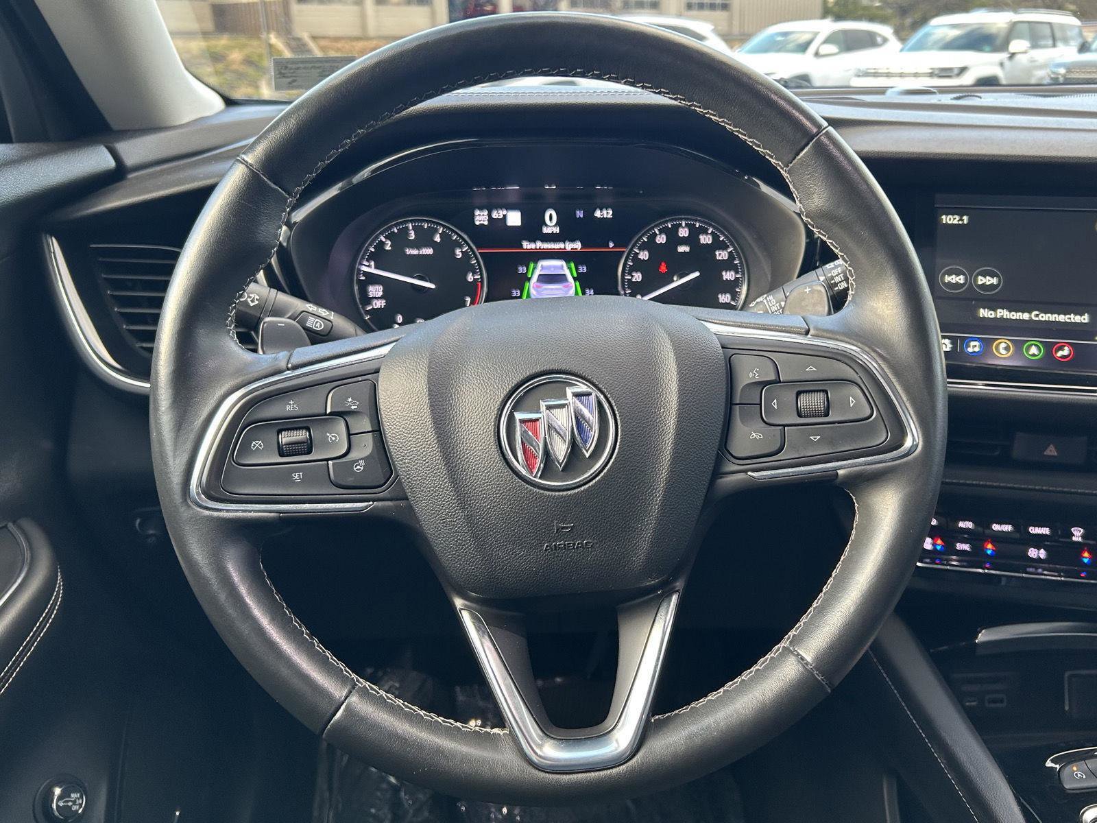 Used 2023 Buick Envision Avenir image 22