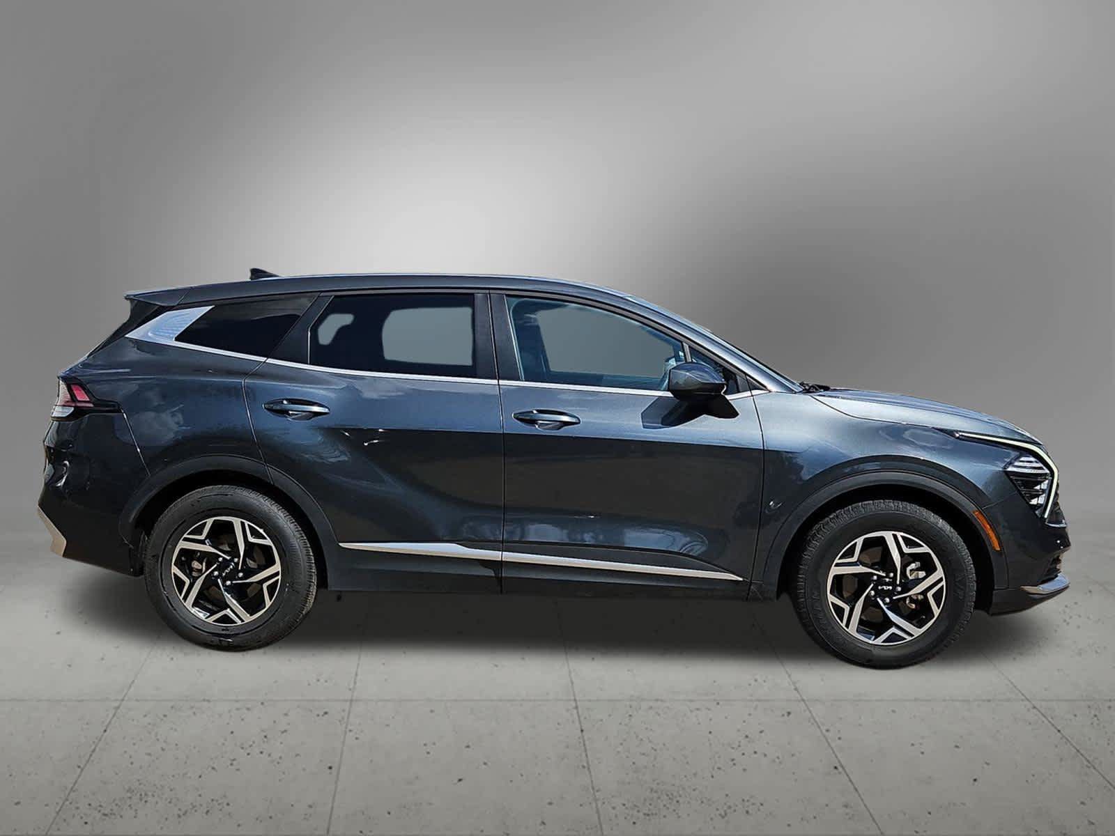 Certified 2024 Kia Sportage LX FWD image 7