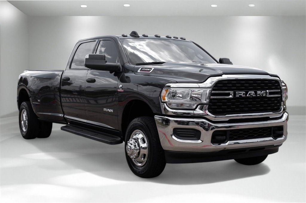 Used 2022 RAM 3500 Tradesman w/ Max Tow Package image 5