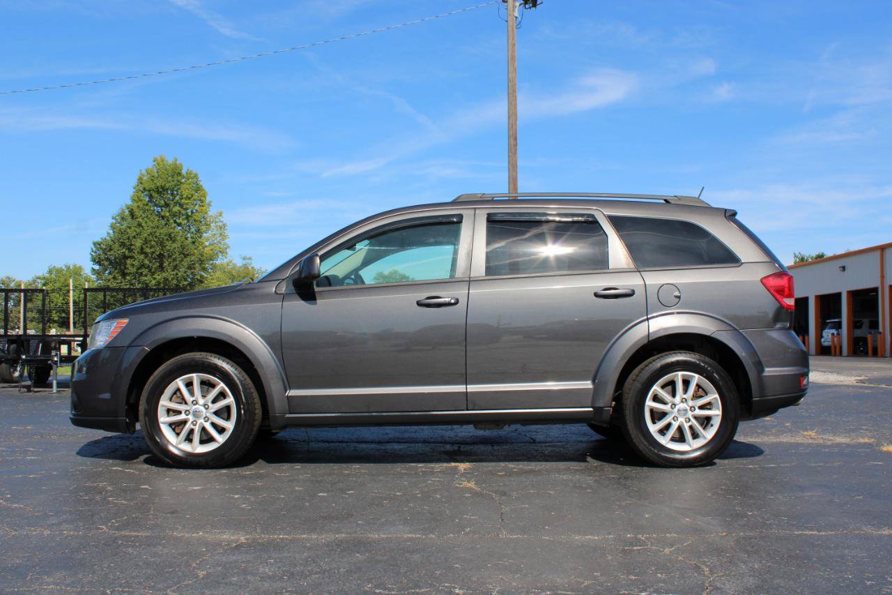 Used 2016 Dodge Journey SXT w/ Comfort/Convenience Group FWD image 11