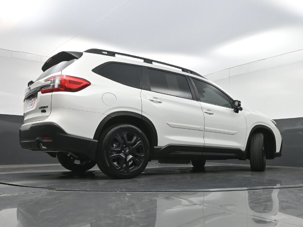 Used 2023 Subaru Ascent Onyx Edition AWD/4WD image 28
