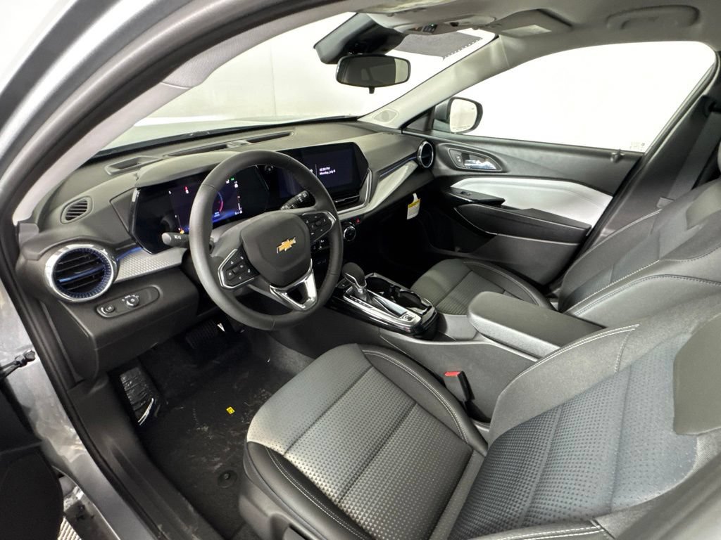 New 2026 Chevrolet Trax LT w/ Driver Confidence Package FWD image 9