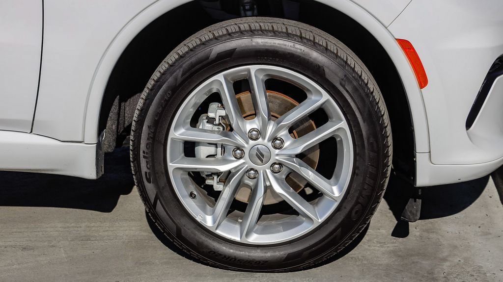 Used 2023 Dodge Durango GT AWD/4WD image 11