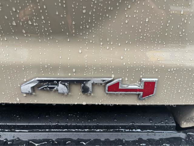 Used 2024 GMC Canyon AT4 AWD/4WD image 26
