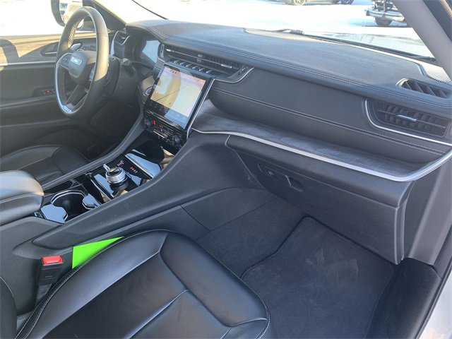 Used 2023 Jeep Grand Cherokee Limited image 29