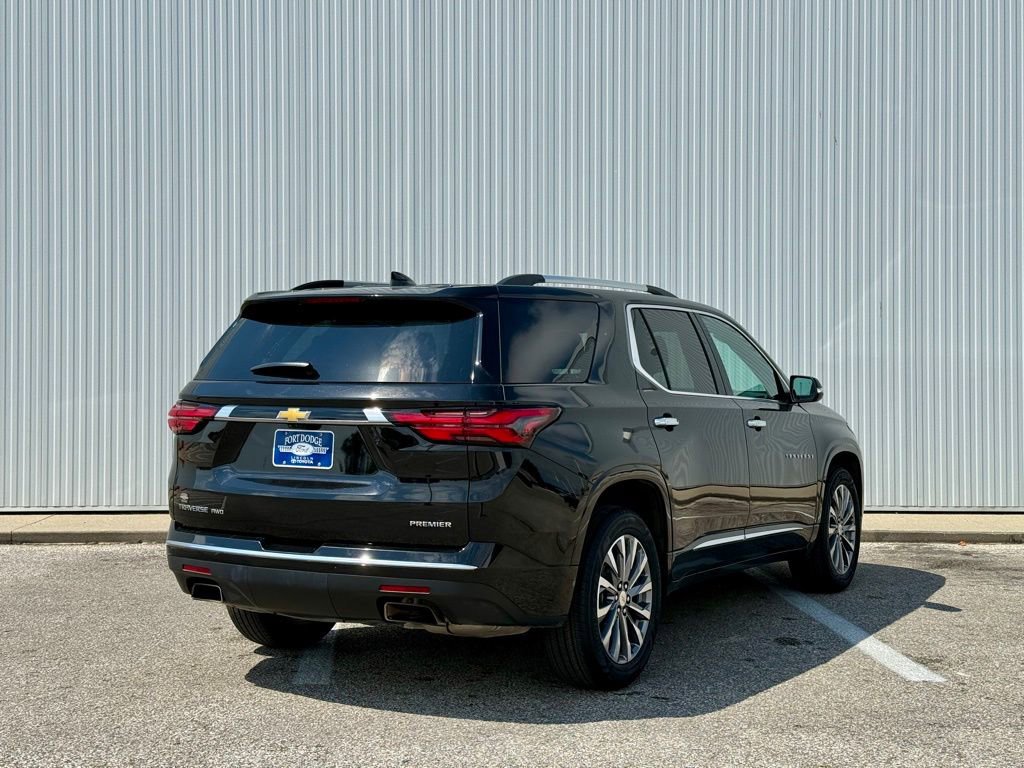 Used 2023 Chevrolet Traverse Premier image 5