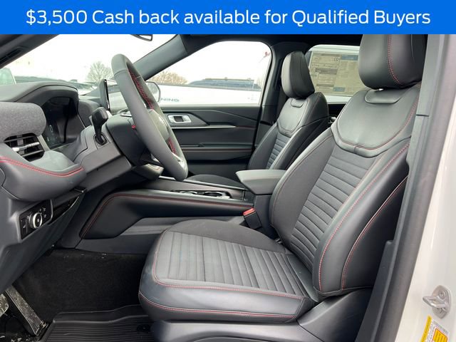 New 2026 Ford Explorer ST-Line w/ ST-Line Street Pack image 5