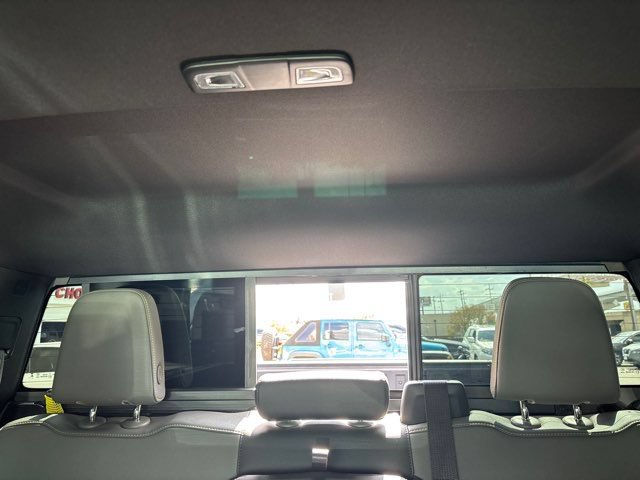 Used 2025 Chevrolet Silverado 1500 ZR2 w/ Technology Package AWD/4WD image 44