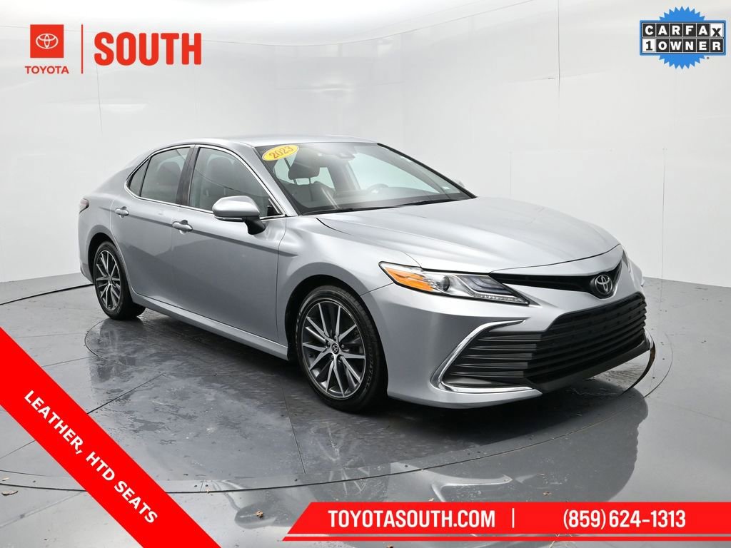 Used 2023 Toyota Camry XLE image 1