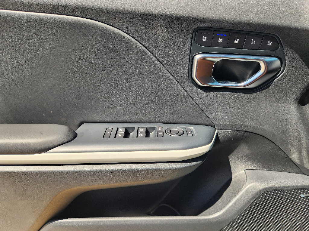 New 2026 Kia K4 GT-Line image 16