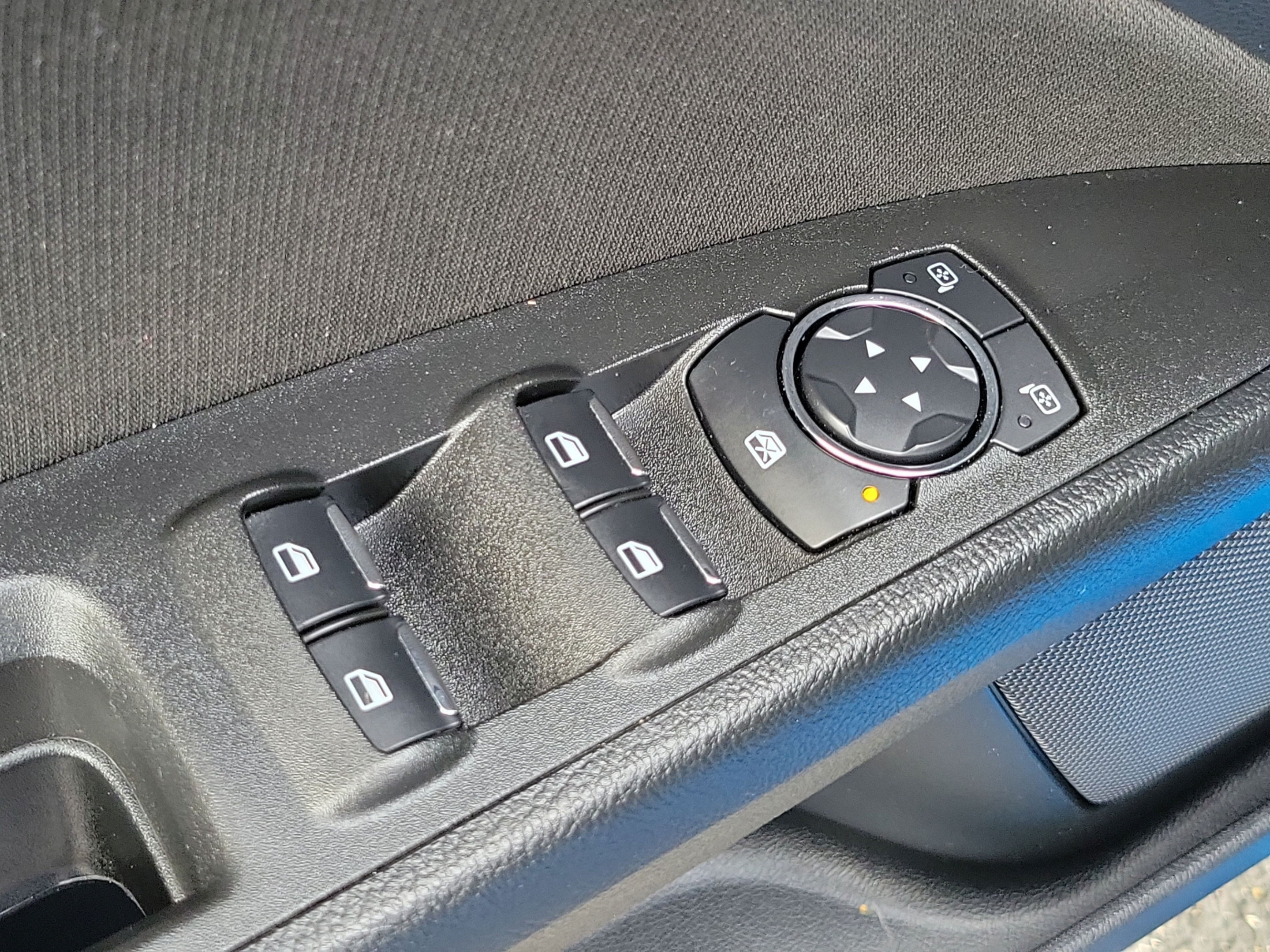 Used 2019 Ford Fusion SE AWD/4WD image 19