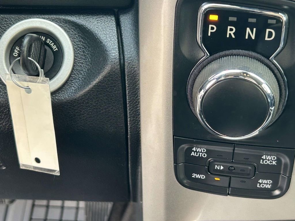 Used 2017 RAM 1500 Lone Star AWD/4WD image 23