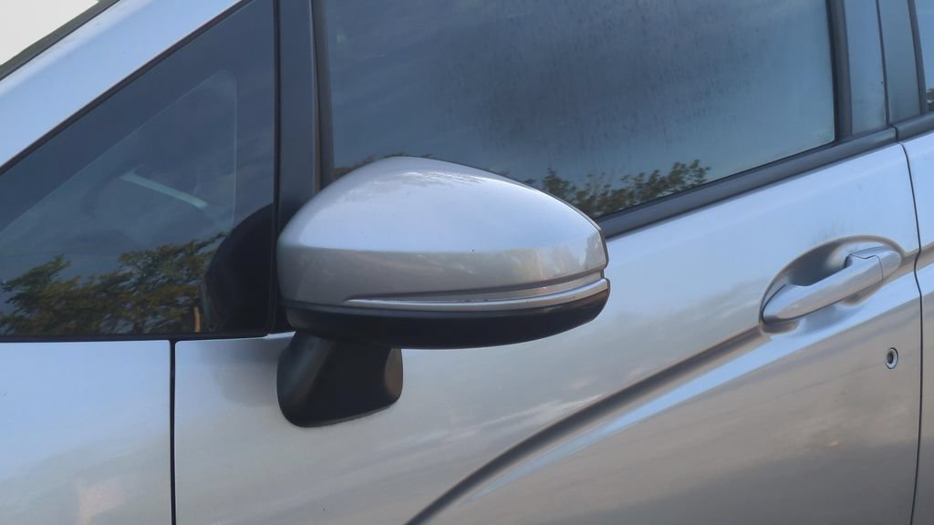 Used 2020 Honda Fit LX image 25