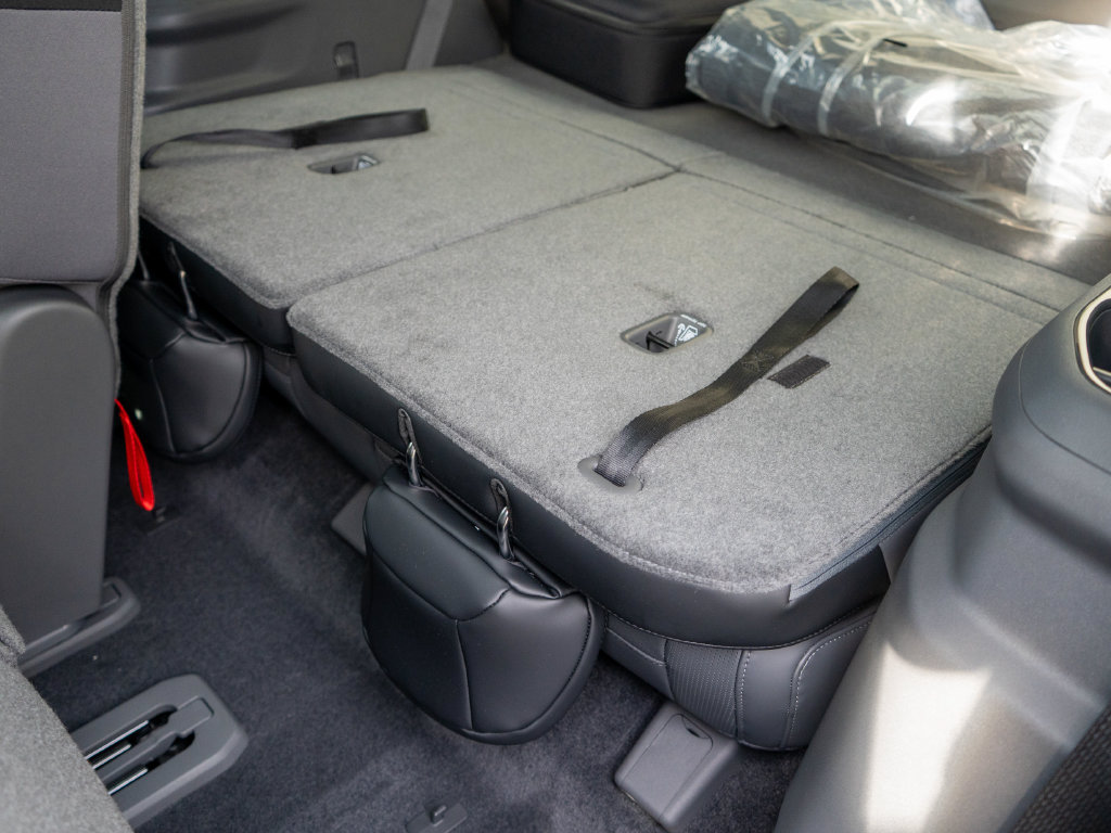 New 2026 Kia EV9 Wind AWD/4WD image 13